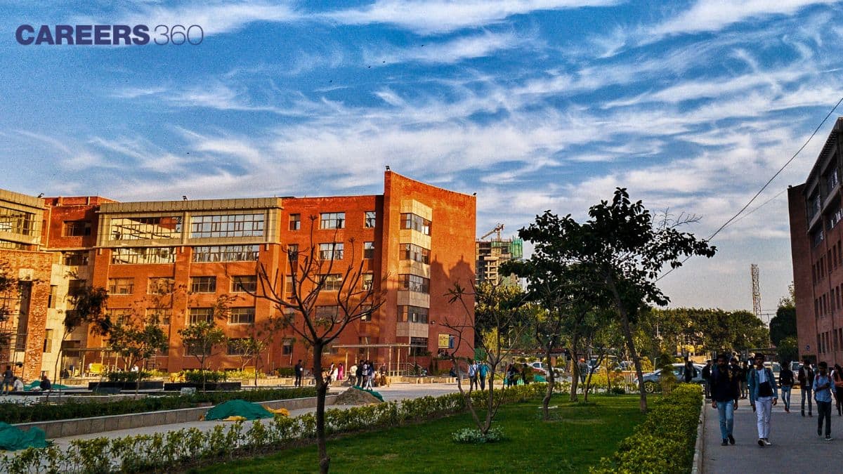 Which Engineering Course in Amity University Is Better in 2026: B.Tech CSE vs B.Tech AI & ML